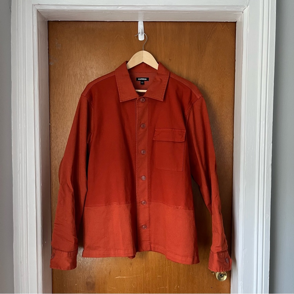 •Express men’s rust orange utility shirt• Size L
